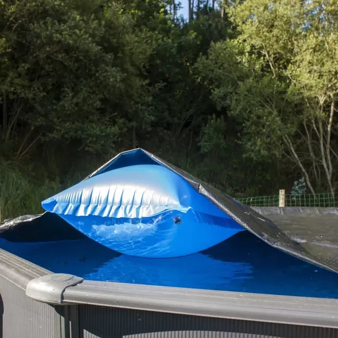 Come svernare la piscina