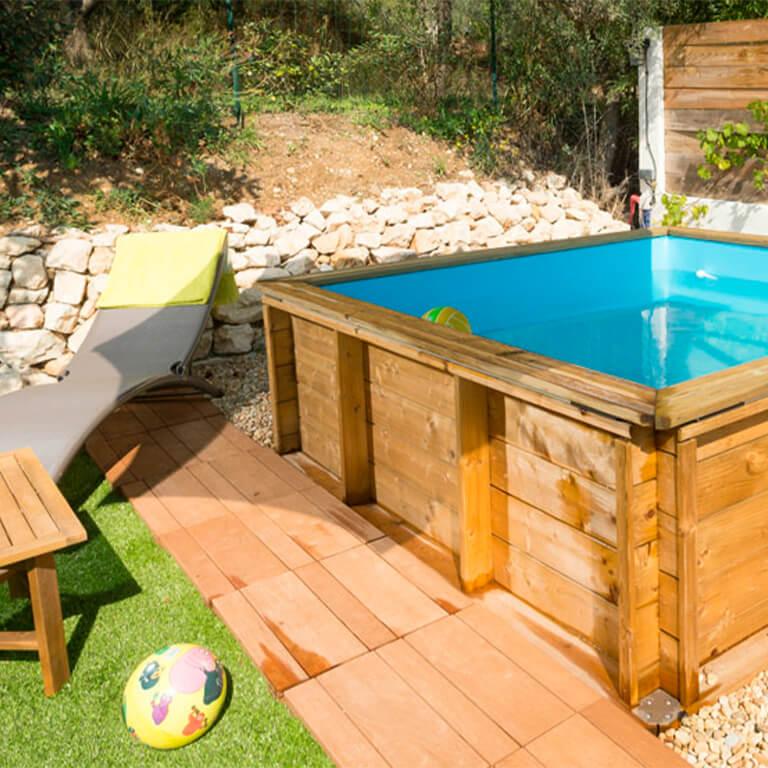 Come montare una piscina in legno