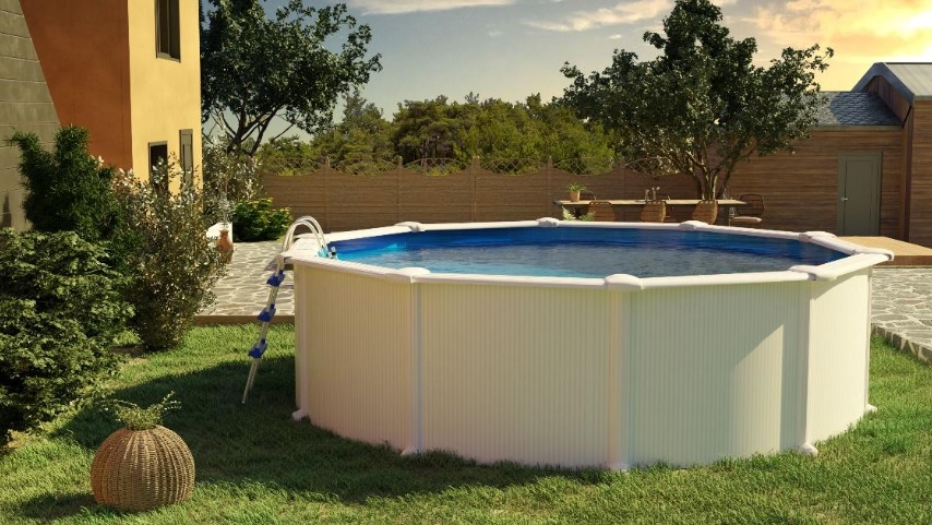 Preparazione del terreno per piscina fuori terra