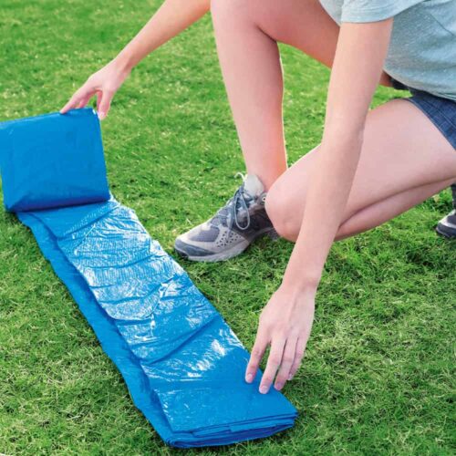 Perché stendere un tappetino prima di montare la piscina?